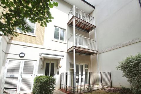 undefined, Park Lodge Avenue, West Drayton UB7