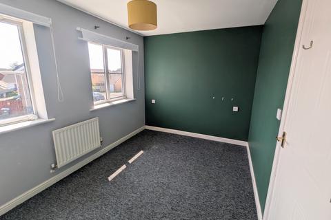 2 bedroom terraced house to rent, Southmoor Close, Darlington, DL1