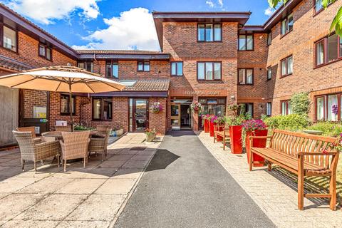 1 bedroom flat for sale, Knights Lane, Tiddington, Stratford-Upon-Avon