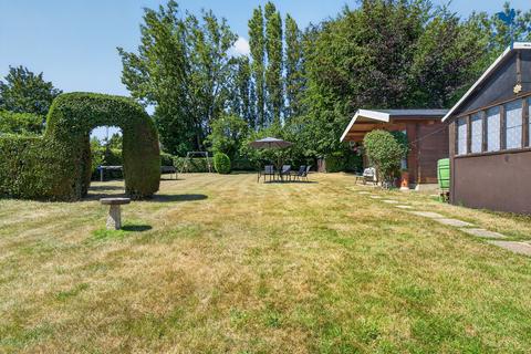 4 bedroom detached house for sale, Royston Road, Buntingford, SG9