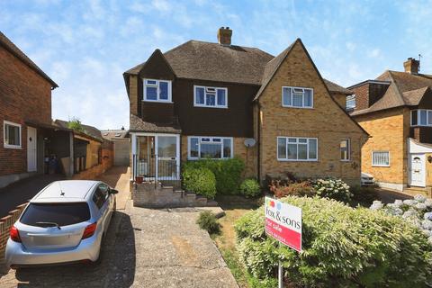 3 bedroom semi-detached house for sale, Harebeating Crescent, Hailsham