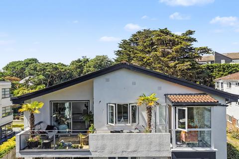 2 bedroom apartment for sale, Banks Road, Sandbanks