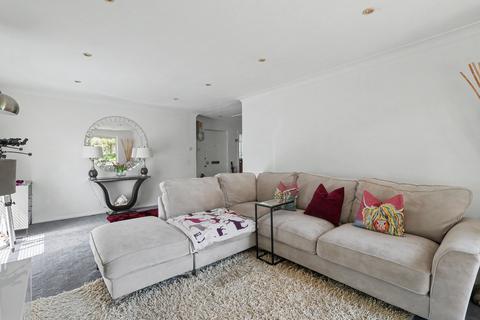 2 bedroom apartment for sale, Banks Road, Sandbanks