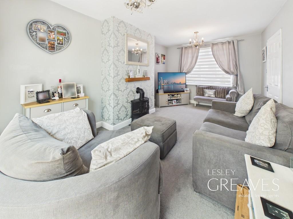 House in Gedling, Nottinghamshire - View 4