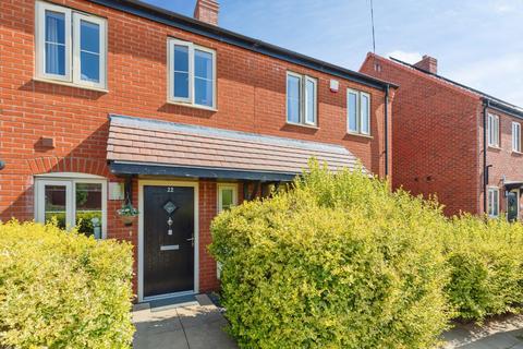 2 bedroom terraced house for sale, Gardeners Way, Southam, CV47