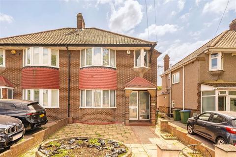 3 bedroom semi-detached house for sale, Wricklemarsh Road, London SE3