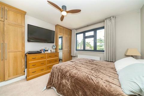 4 bedroom house for sale, Horncastle Road, London SE12