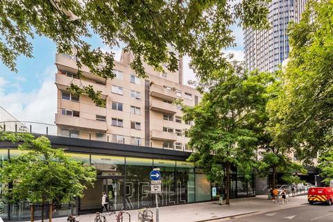 undefined, Upper Ground, London SE1