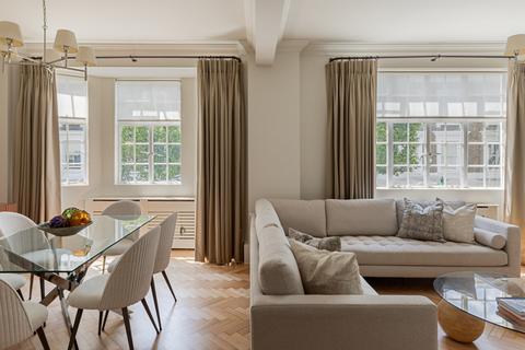 3 bedroom apartment for sale, Cornwall Gardens, London, SW7