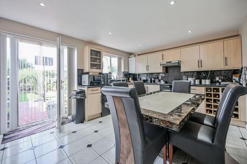 3 bedroom semi-detached house for sale, Hampton Road, Chingford, London, E4