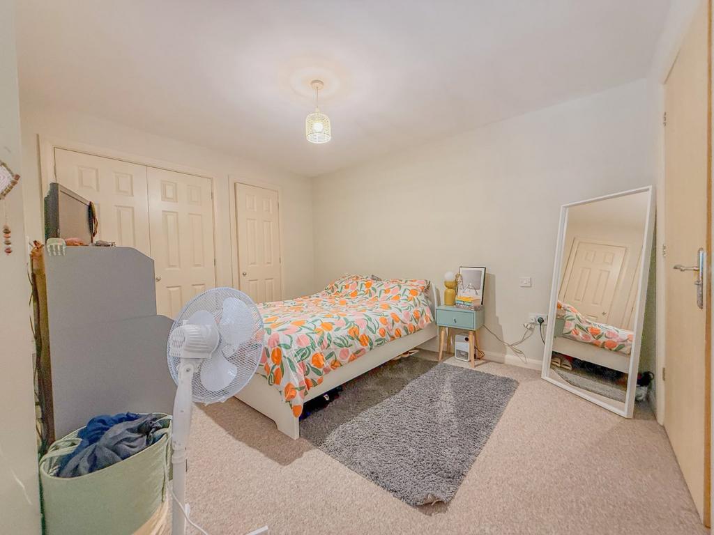 Apartment in Bristol, Canon's Marsh, Spike Island - View 4