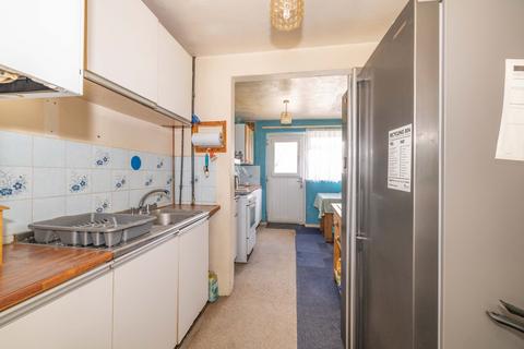 3 bedroom end of terrace house for sale, Beaver Lane, Ashford, Kent, TN23