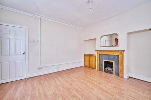 2 bedroom end of terrace house for sale, Selby Road, London, E13