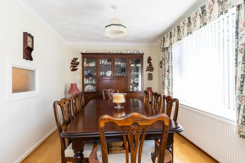 2 bedroom detached bungalow for sale, Carys Close, Penarth