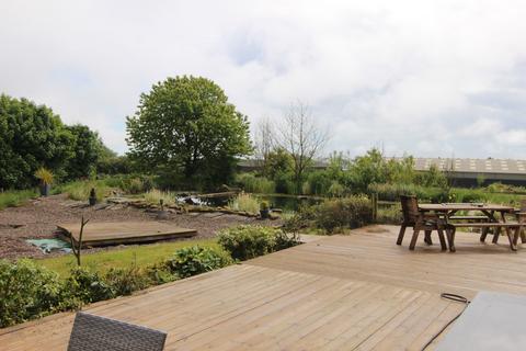 undefined, Muirdrum Farmhouse, Muirdrum by Carnoustie, Angus, DD7 6LE - 2.6 acres of land with a 6-bedroom dwelling house and...