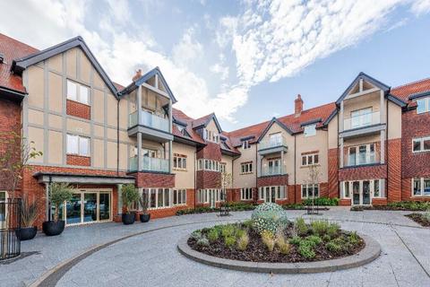 2 bedroom retirement property for sale, Burchmore House, Caddington