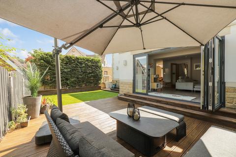 4 bedroom detached house for sale, Vernon Road, Dore, S17 3QE