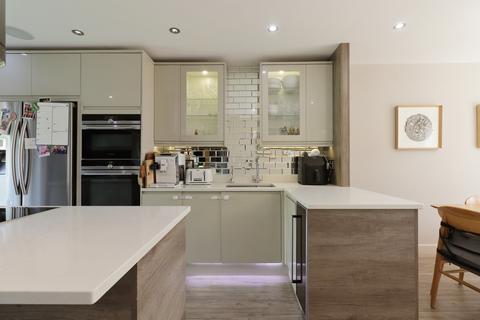 4 bedroom detached house for sale, Vernon Road, Dore, S17 3QE