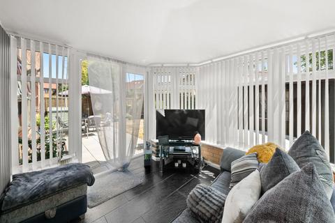 3 bedroom link detached house for sale, Fellowes Close, Hayes
