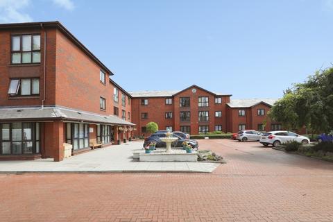 2 bedroom apartment for sale, The Fountains, Ormskirk L39