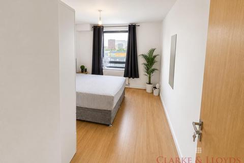 2 bedroom flat to rent, Barking IG11