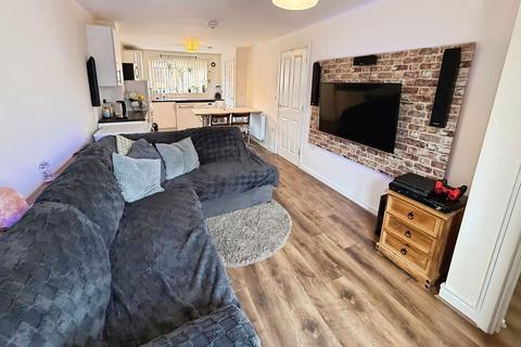 2 bedroom end of terrace house for sale, Bickerton Grove, Telford TF3