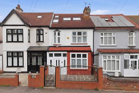 Colchester Road, Leyton, London, E10 6HG
