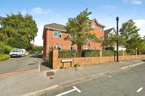 2 bedroom apartment for sale, Clarence Road, Fleet, Hampshire