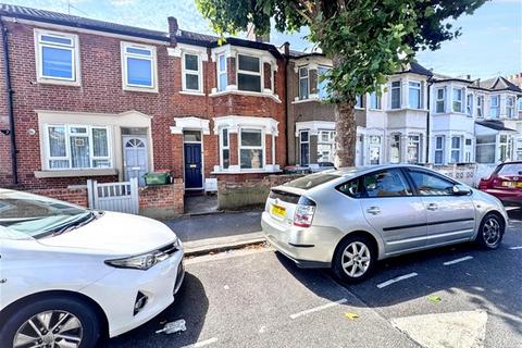 4 bedroom house to rent, Poulett Road, East Ham