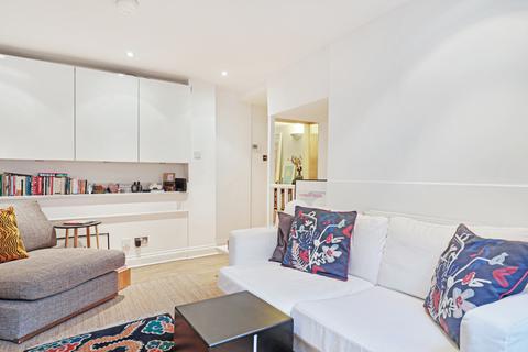 2 bedroom terraced house to rent, Hemingford Road, London, N1