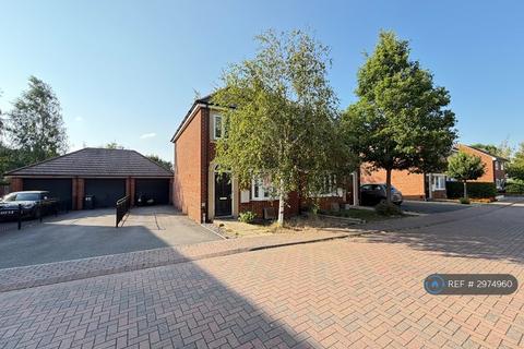 3 bed semi-detached house for rent in Wheatcroft Way, Swindon, SN1