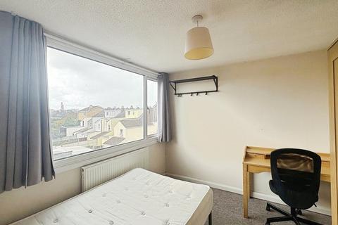 4 bedroom maisonette for sale, Staple Hill Road, Bristol, BS16