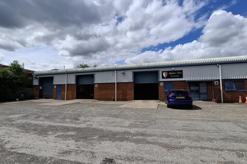 Warehouse to rent, Units 1-6 Buntsford Park Rd Bromsgrove B60 3DX