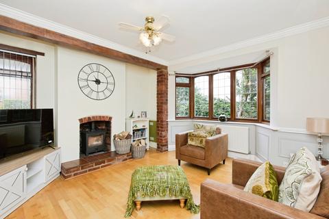 4 bedroom detached house for sale, Uttoxeter Road, Foston, Derby, Derbyshire, DE65