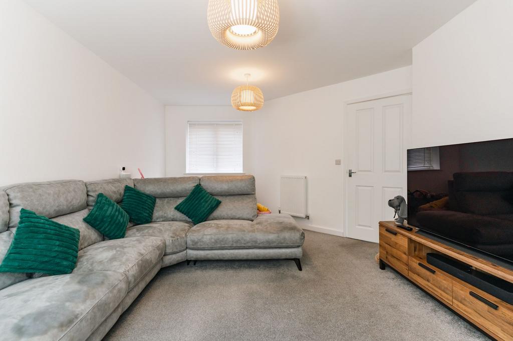 Spencer Clarke Road, Scraptoft, LE7 - View 5