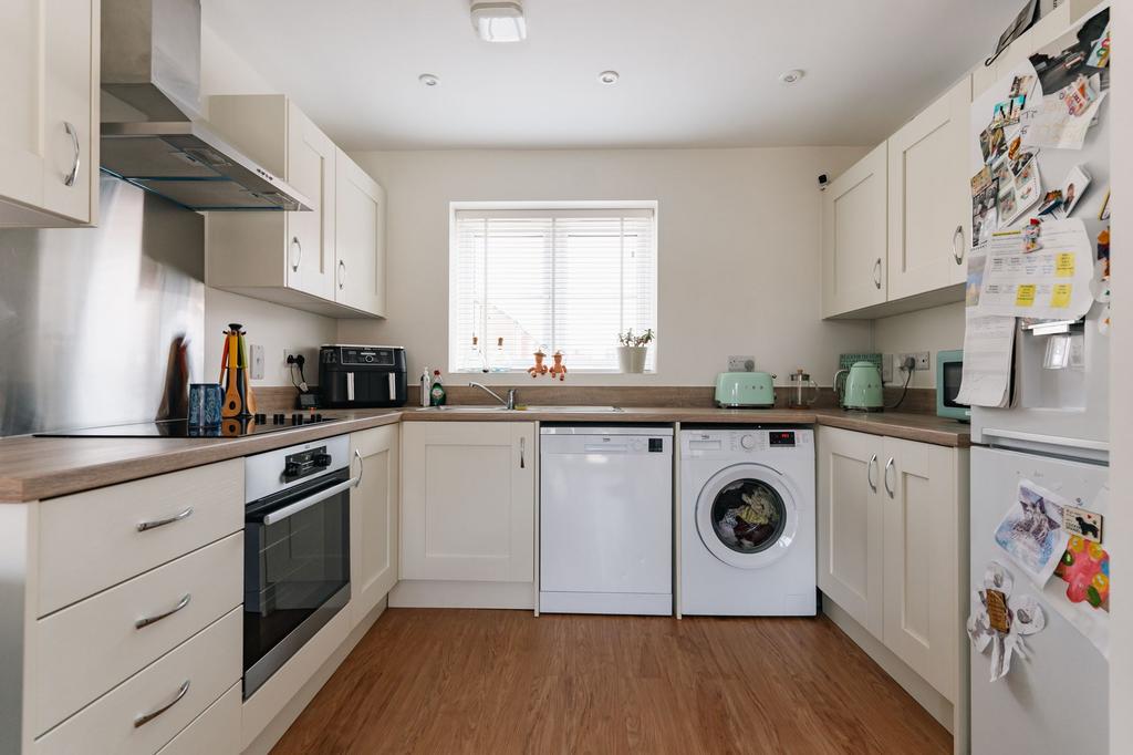 Spencer Clarke Road, Scraptoft, LE7 - View 6