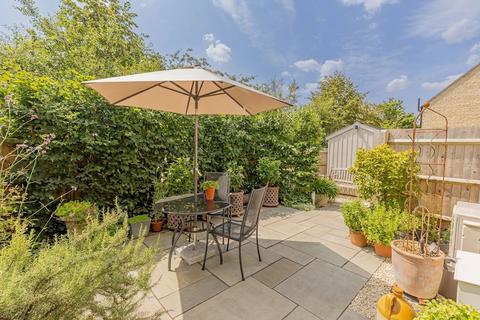 3 bedroom end of terrace house for sale, Cartmell Close, Malmesbury, SN16