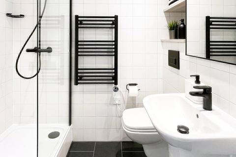 Studio to rent, A501, London, N1
