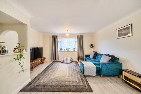 The Greenway, Ickenham, Uxbridge