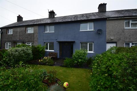 3 bedroom terraced house for sale, Penygwndwn Estate, Blaenau Ffestiniog