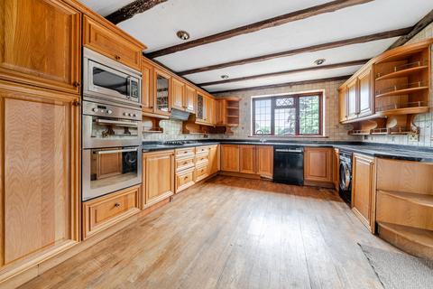 4 bedroom detached house for sale, Eltham Palace Road, London