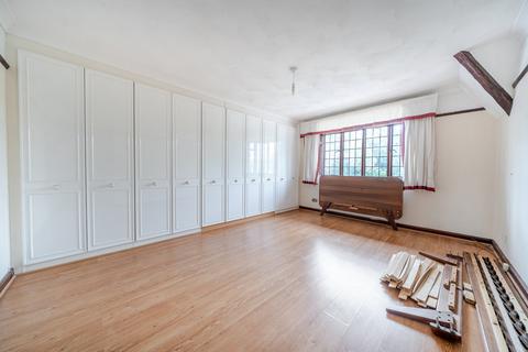 4 bedroom detached house for sale, Eltham Palace Road, London
