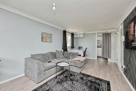 2 bedroom flat for sale, Munnings Road, Norwich