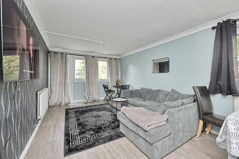 2 bedroom flat for sale, Munnings Road, Norwich