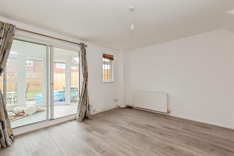 2 bedroom terraced house for sale, Bronte Close, Aylesbury