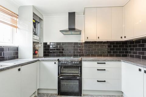 2 bedroom terraced house for sale, Bronte Close, Aylesbury
