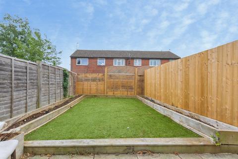 2 bedroom terraced house for sale, Bronte Close, Aylesbury