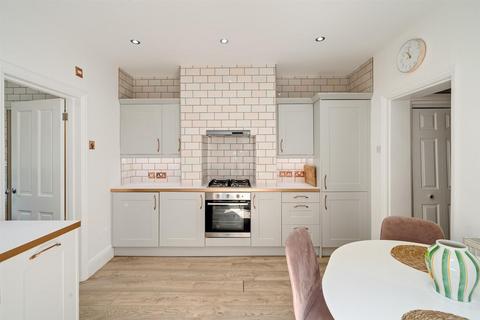 1 bedroom flat for sale, Howard Road, Bromley