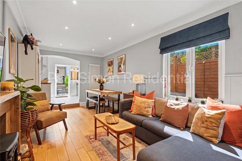 2 bedroom apartment for sale, Pemberton Road, Harringay, London, N4