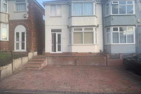 3 bedroom semi-detached house for sale, Old Bromford Lane, Birmingham, West Midlands